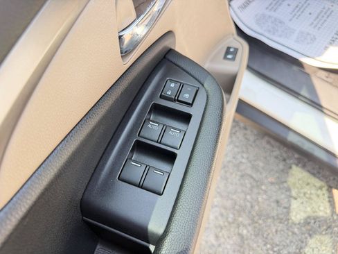 Used 2018 Honda Pilot EX-L image 17