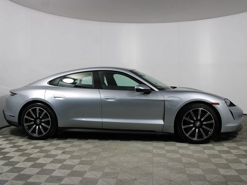 Used 2023 Porsche Taycan RWD image 37