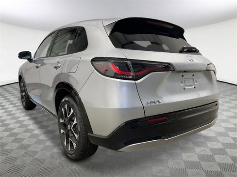 New 2026 Honda HR-V EX-L image 4