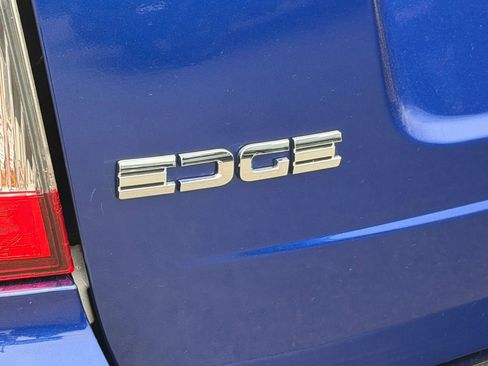 Used 2013 Ford Edge Limited w/ Driver Entry Pkg FWD image 14
