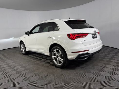 Used 2022 Audi Q3 2.0T Premium w/ Convenience Package AWD/4WD image 11