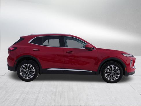 Certified 2025 Buick Envision Preferred image 8