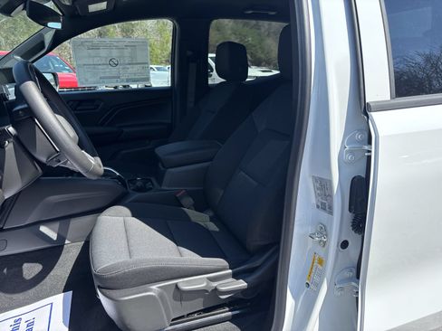 New 2026 Chevrolet Colorado W/T AWD/4WD image 11