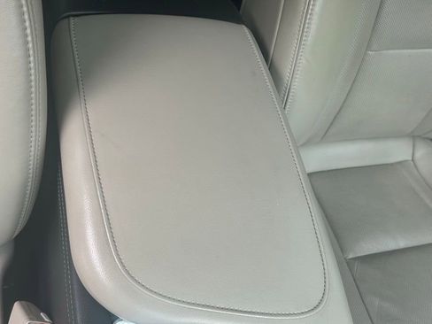 Used 2018 Buick Enclave Premium w/ Experience Buick Package image 36