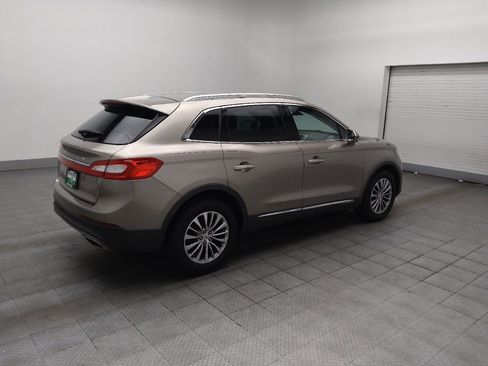 Used 2018 Lincoln MKX Select w/ Select Plus Package FWD image 10