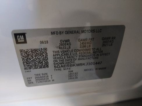 Used 2019 Buick Enclave Essence FWD image 33