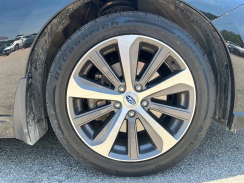 Used 2019 Subaru Legacy 3.6R Limited w/ Popular Package #2A AWD/4WD image 10