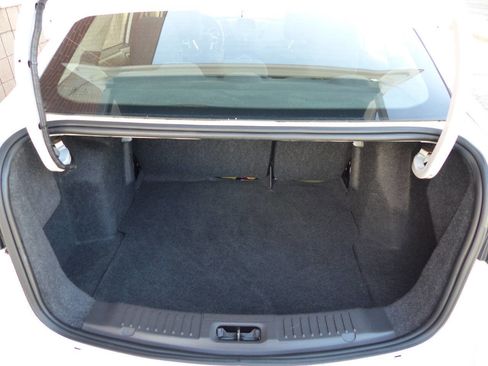 Used 2018 Ford Fiesta SE image 37