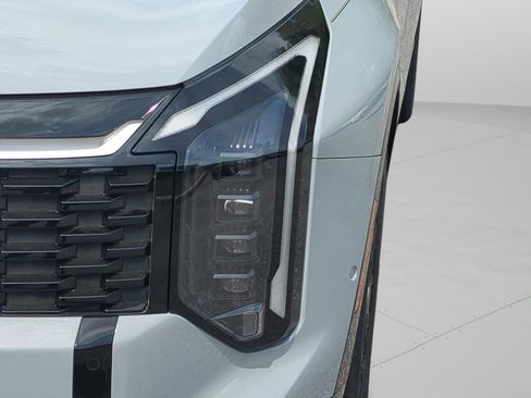 New 2026 Kia Sportage SX image 9