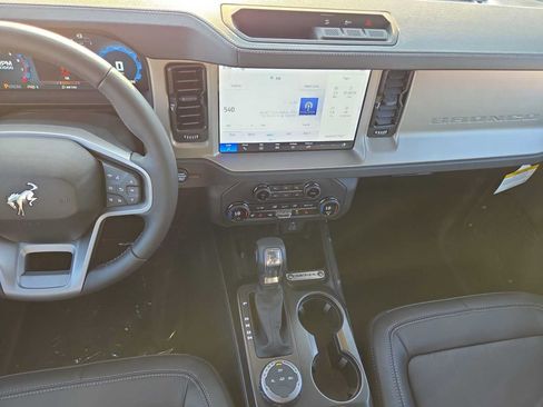 New 2026 Ford Bronco Outer Banks AWD/4WD image 24