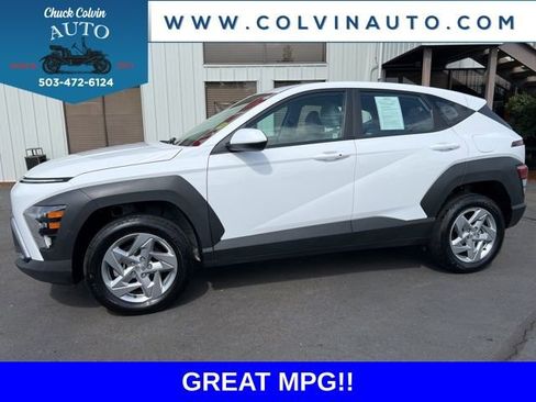 Used 2024 Hyundai Kona SE AWD/4WD image 1