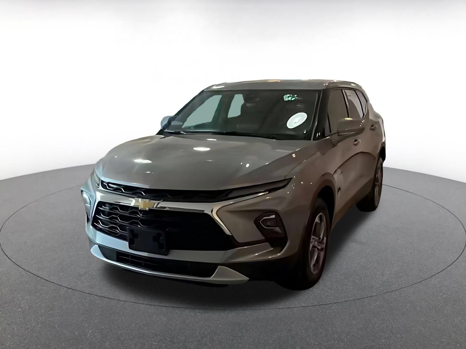 Used 2025 Chevrolet Blazer LT FWD image 6