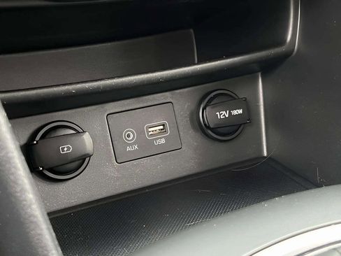 Used 2021 Hyundai Kona SEL image 26