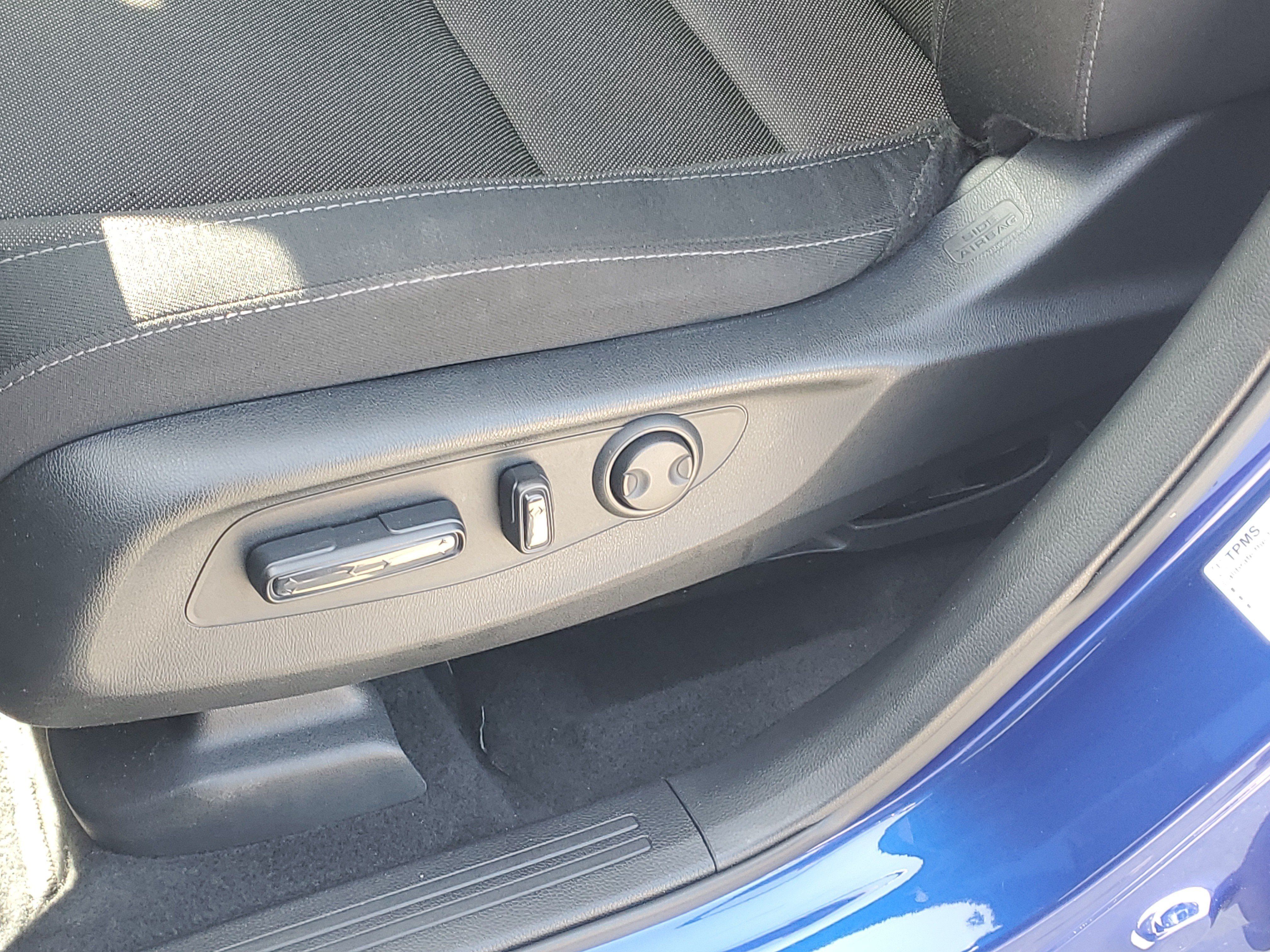 Used 2025 Honda CR-V EX image 20