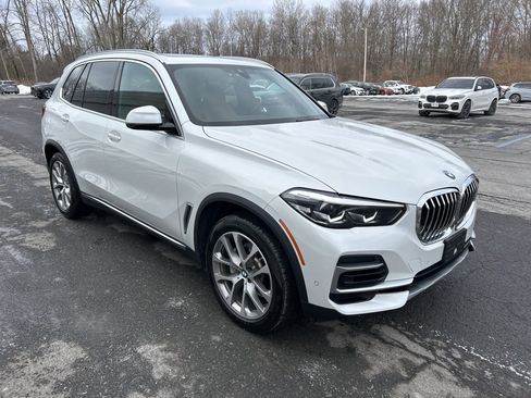 Certified 2023 BMW X5 xDrive40i w/ Premium Package image 7