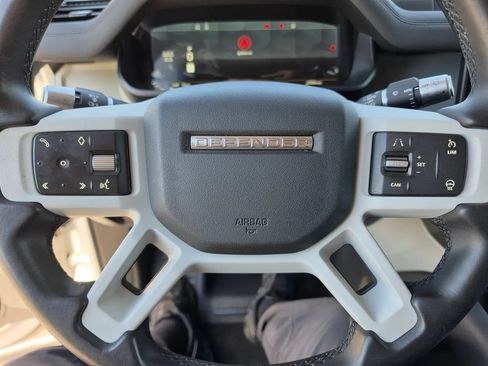 Used 2020 Land Rover Defender 110 First Edition AWD/4WD image 15
