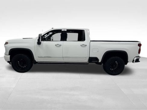 Certified 2024 Chevrolet Silverado 3500 High Country w/ High Country Premium Package image 3