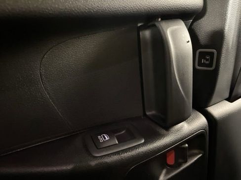 New 2026 Chrysler Voyager LX image 38