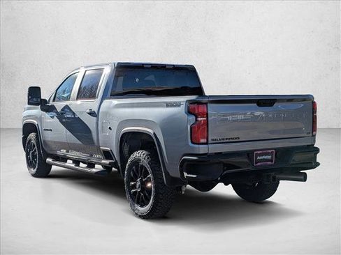 Used 2025 Chevrolet Silverado 2500 LT w/ Trail Boss Package image 7