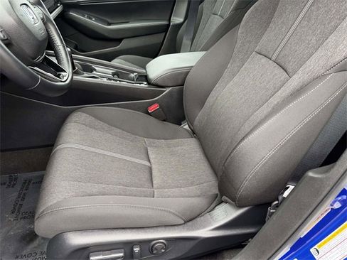 Used 2025 Honda Accord Sport image 12