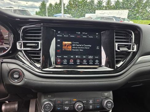Used 2022 Dodge Durango SXT AWD/4WD image 7