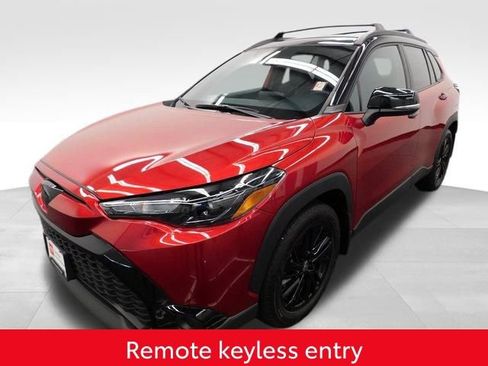 Used 2025 Toyota Corolla Cross AWD Hybrid image 4