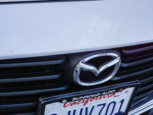 Used 2017 MAZDA MAZDA3 Sport image 12