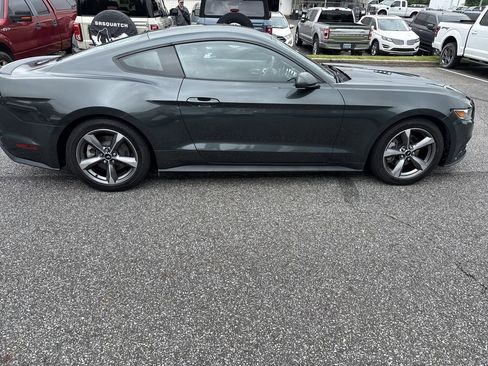 Used 2016 Ford Mustang Coupe w/ Equipment Group 051A RWD image 8