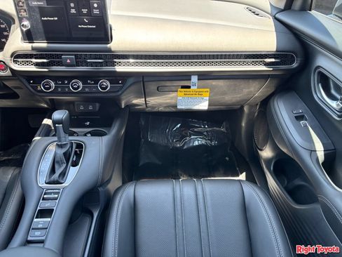 Used 2027 Honda HR-V EX-L image 18