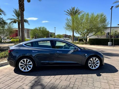 Used 2018 Tesla Model 3 Long Range AWD/4WD image 3