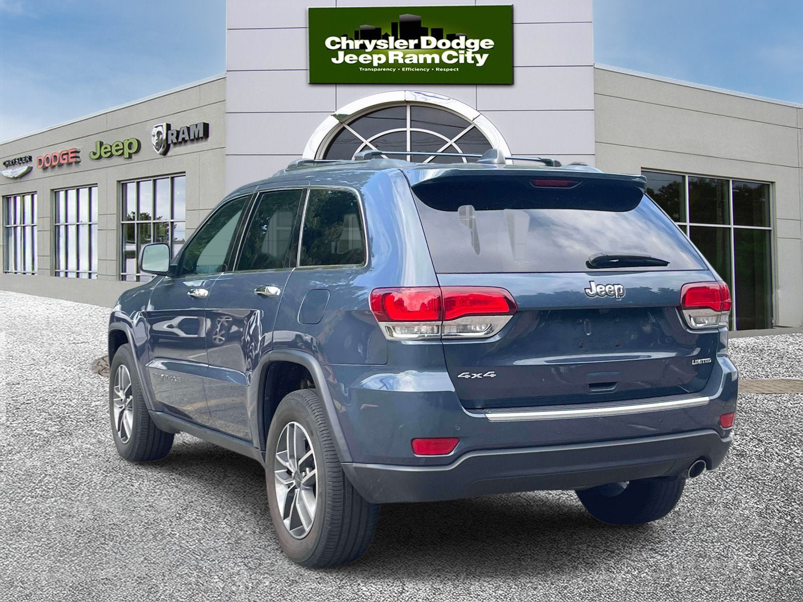 Used 2020 Jeep Grand Cherokee Limited w/ Luxury Group II AWD/4WD image 8