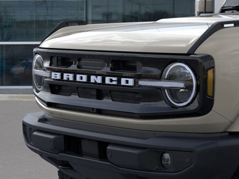 New 2026 Ford Bronco Outer Banks image 21