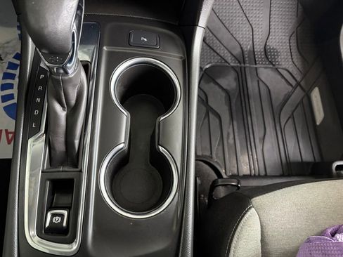 Used 2023 Chevrolet Equinox LT w/ LPO, Floor Liner Package FWD image 21
