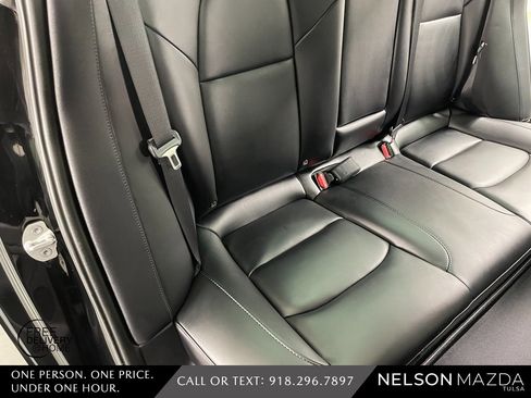 Used 2023 Tesla Model 3 Standard Range image 34