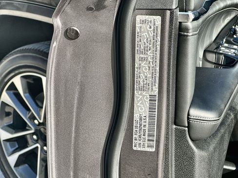 Used 2022 Jeep Grand Cherokee Overland image 35