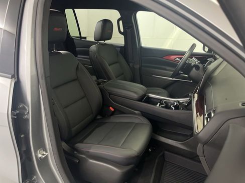 Used 2025 Chevrolet Traverse Z71 w/ Enhanced Driving Package AWD/4WD image 21