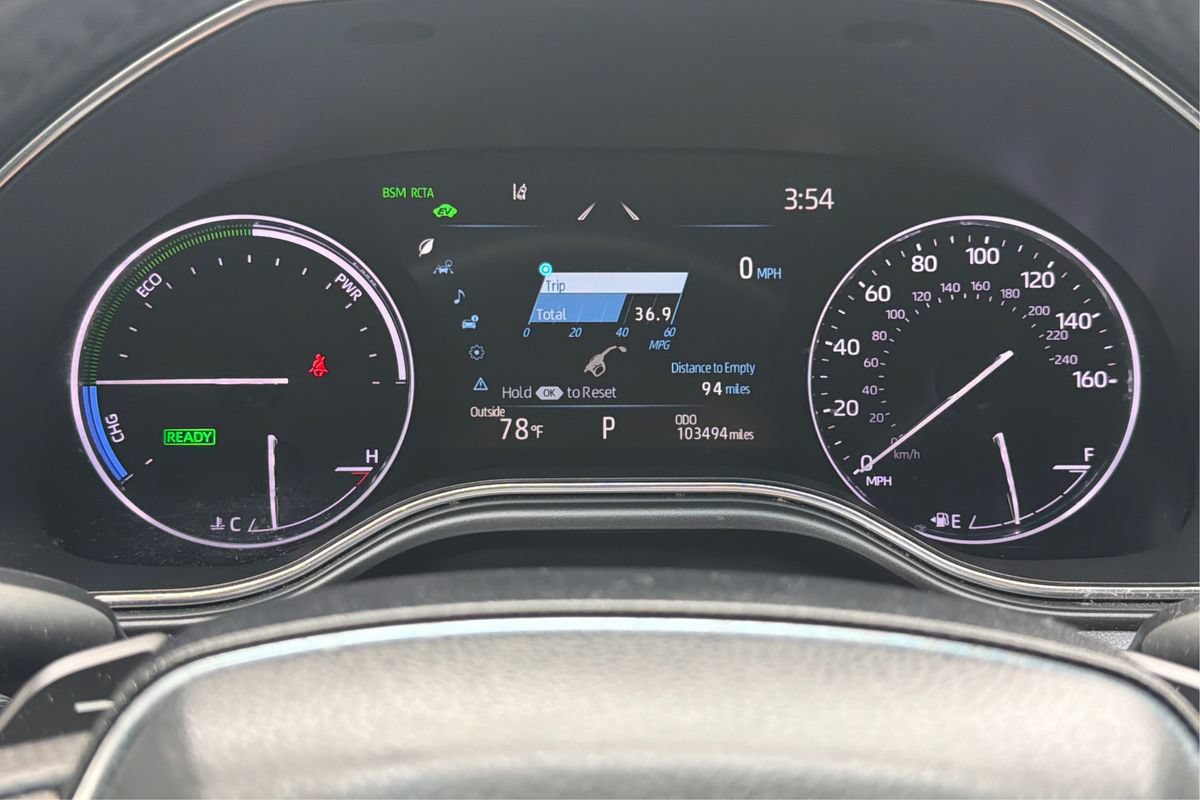 Used 2022 Toyota Avalon XSE FWD image 17