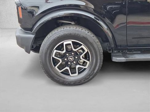 Used 2024 Ford Bronco Outer Banks AWD/4WD image 24