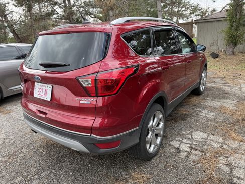 Used 2019 Ford Escape Titanium image 7