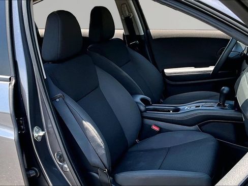 Used 2019 Honda HR-V LX image 21