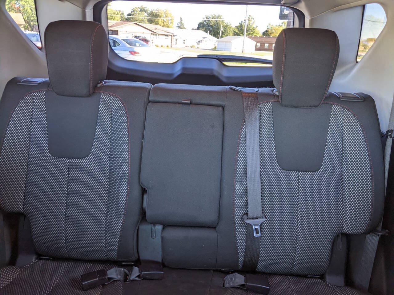 Used 2017 Chevrolet Equinox LT w/ Convenience Package FWD image 19