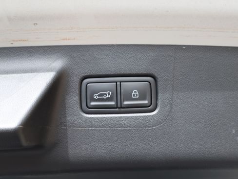 Used 2025 Hyundai Santa Fe XRT AWD/4WD image 6