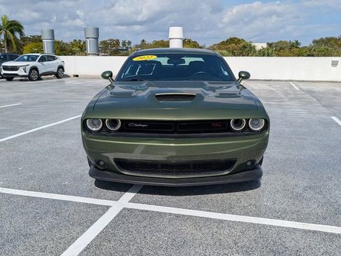 Used 2022 Dodge Challenger R/T Scat Pack w/ Dynamics Package image 2