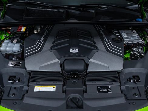 Used 2023 Lamborghini Urus S image 45