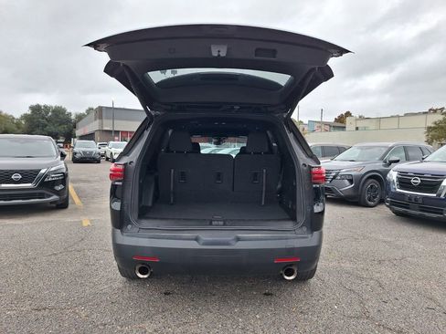 Used 2023 Chevrolet Traverse LT image 26