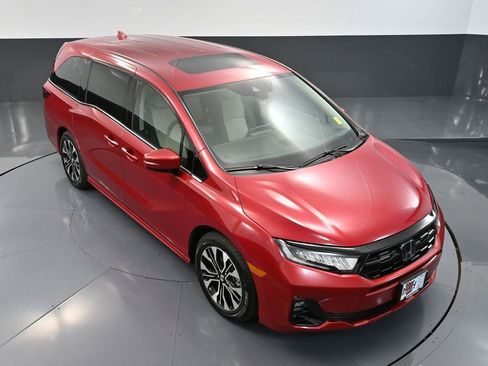 Used 2025 Honda Odyssey Elite image 64