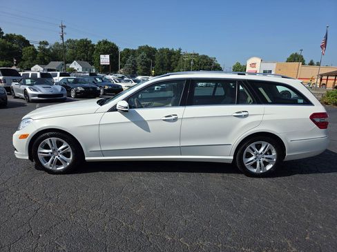 Used 2011 Mercedes-Benz E 350 4MATIC Wagon image 19