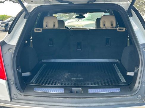 Used 2019 Cadillac XT5 Luxury image 16