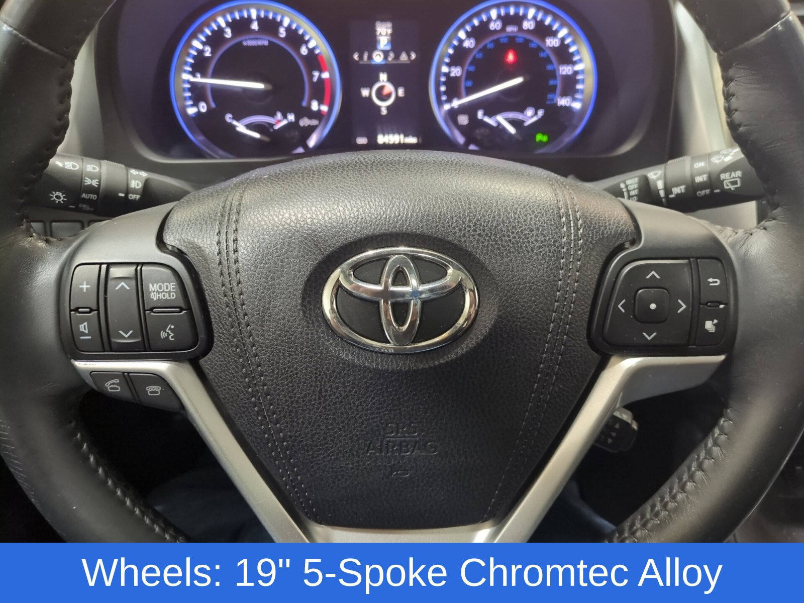 Used 2016 Toyota Highlander Limited AWD/4WD image 24