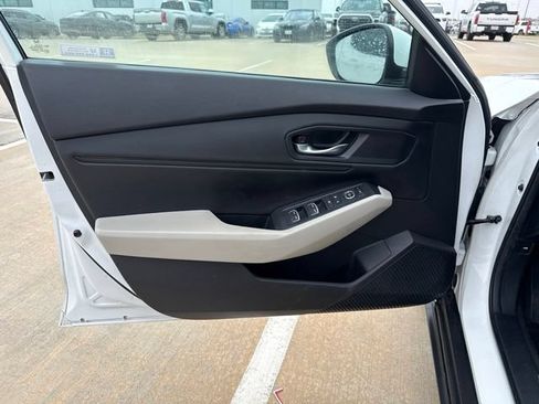 Used 2024 Honda Accord EX image 9